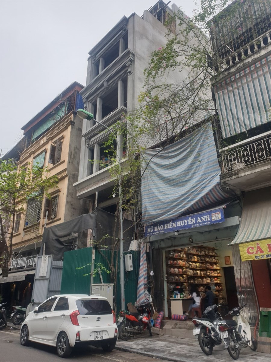 Nhiều công trình có dấu hiệu vi phạm trật tự xây dựng: Phường Đồng Xuân né tránh cơ quan báo chí?